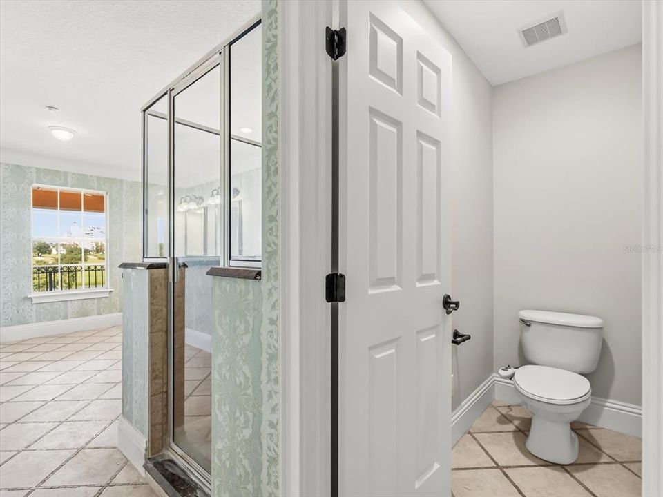 En Venta: $1,395,000 (6 camas, 6 baños, 5313 Pies cuadrados)