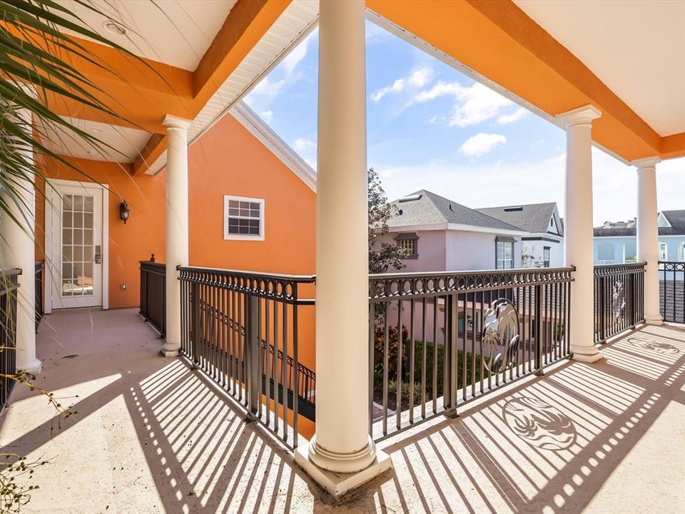 En Venta: $1,395,000 (6 camas, 6 baños, 5313 Pies cuadrados)