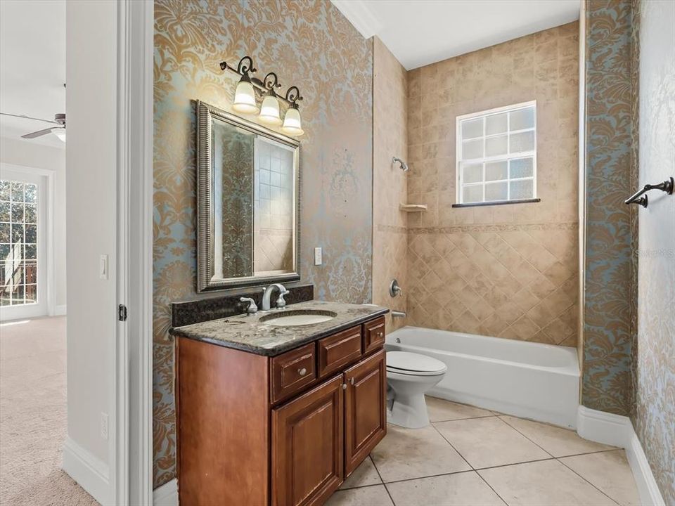 En Venta: $1,395,000 (6 camas, 6 baños, 5313 Pies cuadrados)