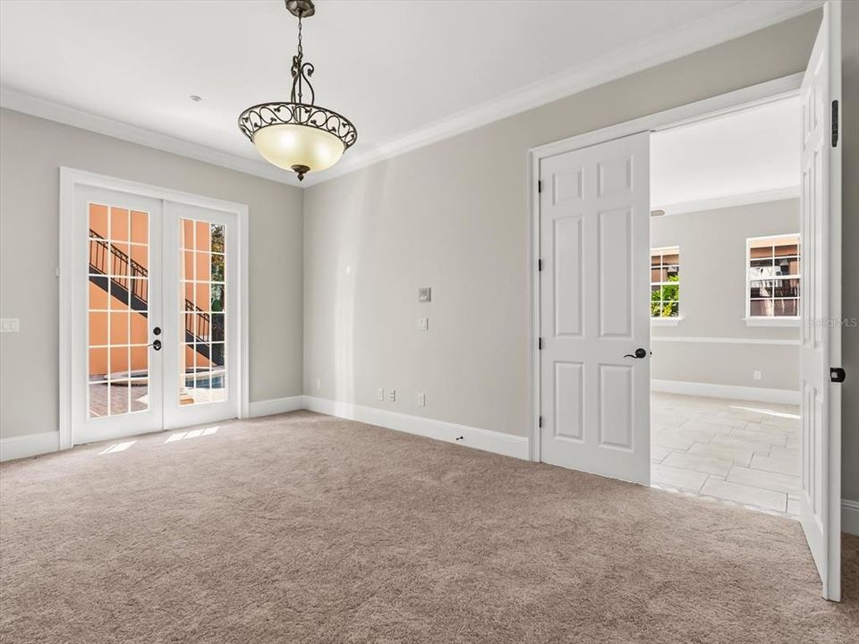 En Venta: $1,395,000 (6 camas, 6 baños, 5313 Pies cuadrados)