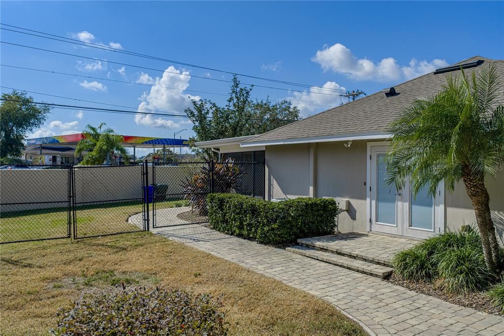 待售: $459,000 (3 贝兹, 2 浴室, 2380 平方英尺)