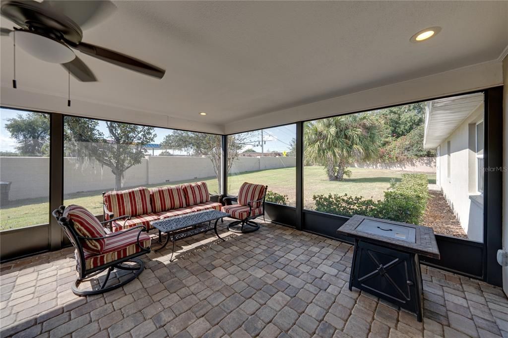 待售: $459,000 (3 贝兹, 2 浴室, 2380 平方英尺)