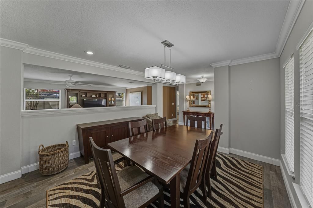 待售: $459,000 (3 贝兹, 2 浴室, 2380 平方英尺)