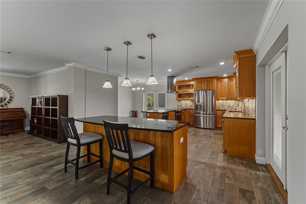 待售: $459,000 (3 贝兹, 2 浴室, 2380 平方英尺)