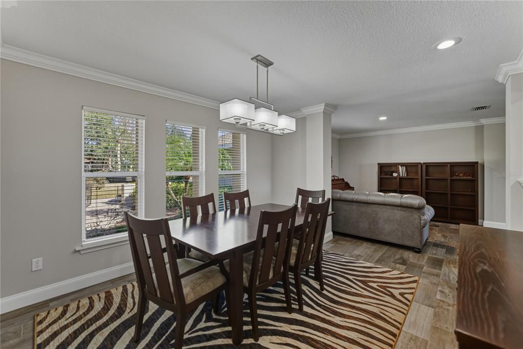 待售: $459,000 (3 贝兹, 2 浴室, 2380 平方英尺)