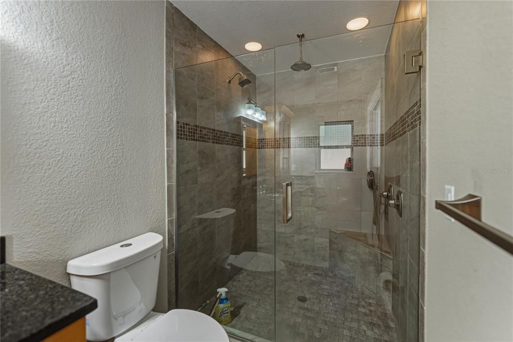 待售: $459,000 (3 贝兹, 2 浴室, 2380 平方英尺)