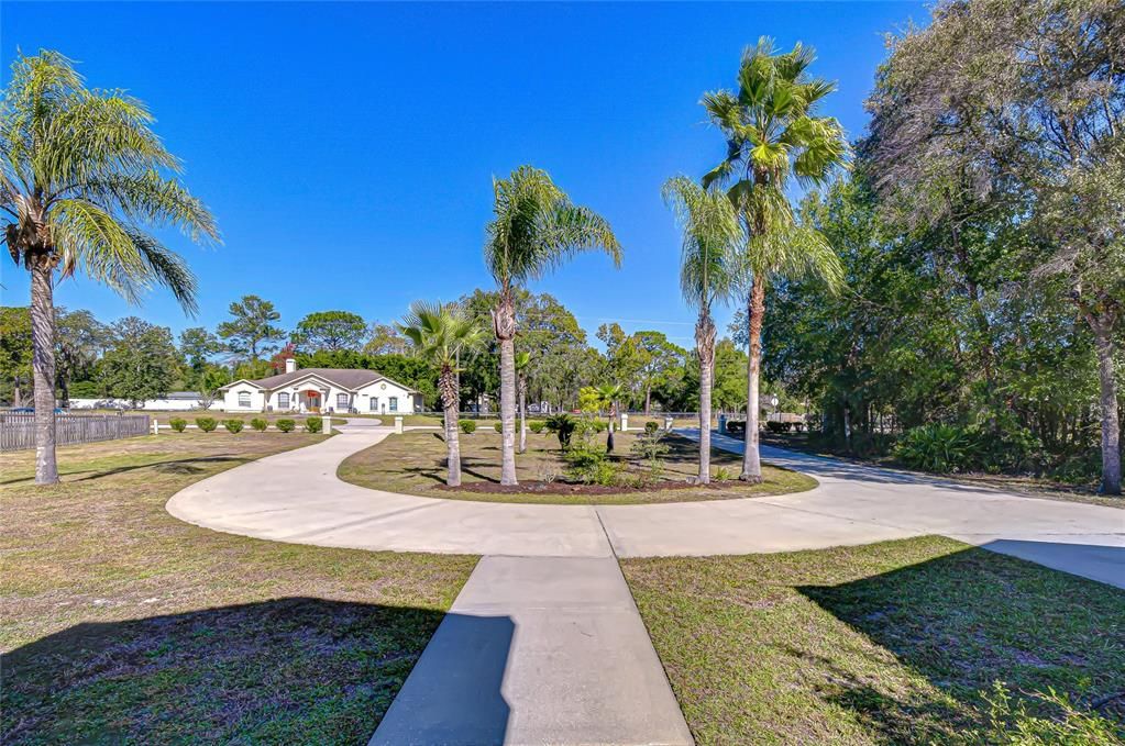 For Sale: $529,000 (4 beds, 2 baths, 2194 Square Feet)