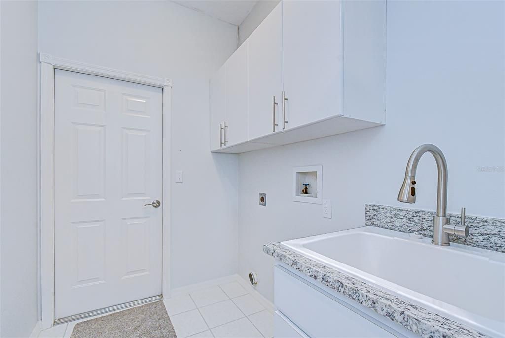 For Sale: $529,000 (4 beds, 2 baths, 2194 Square Feet)