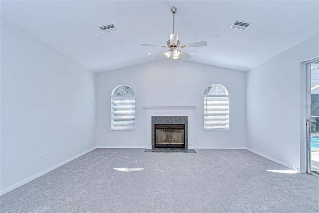 For Sale: $529,000 (4 beds, 2 baths, 2194 Square Feet)