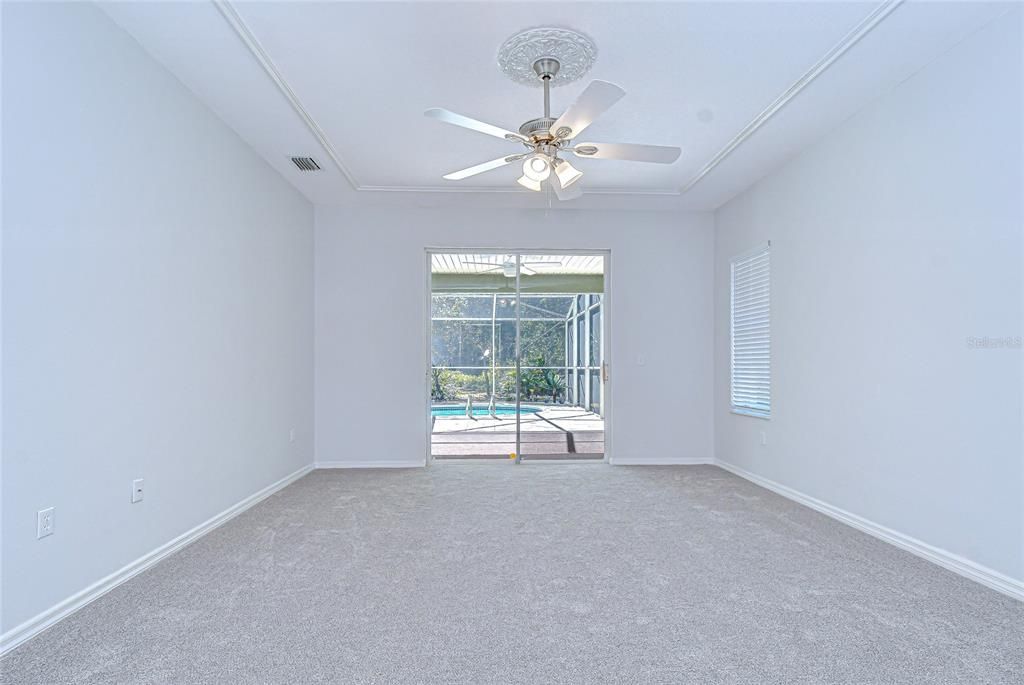 For Sale: $529,000 (4 beds, 2 baths, 2194 Square Feet)