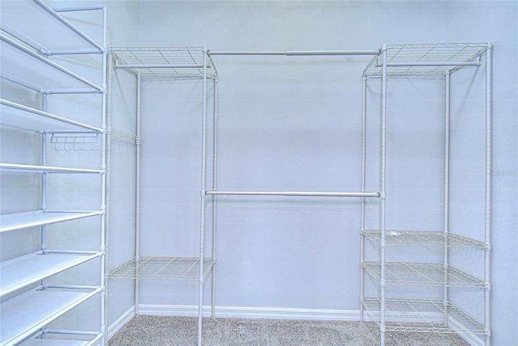 For Sale: $529,000 (4 beds, 2 baths, 2194 Square Feet)