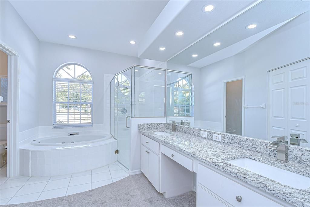 For Sale: $529,000 (4 beds, 2 baths, 2194 Square Feet)