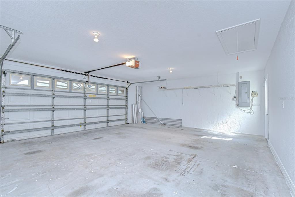 For Sale: $529,000 (4 beds, 2 baths, 2194 Square Feet)