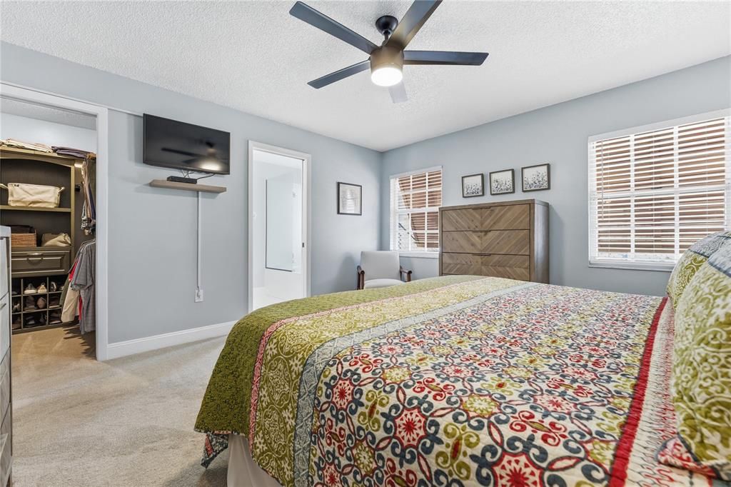 En Venta: $329,900 (3 camas, 2 baños, 1226 Pies cuadrados)