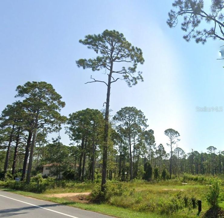 待售: $129,999 (0.50 acres)