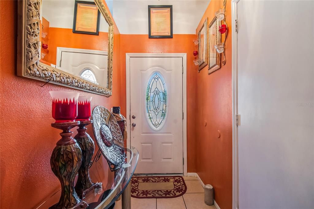 合同活跃: $279,999 (3 贝兹, 2 浴室, 1146 平方英尺)