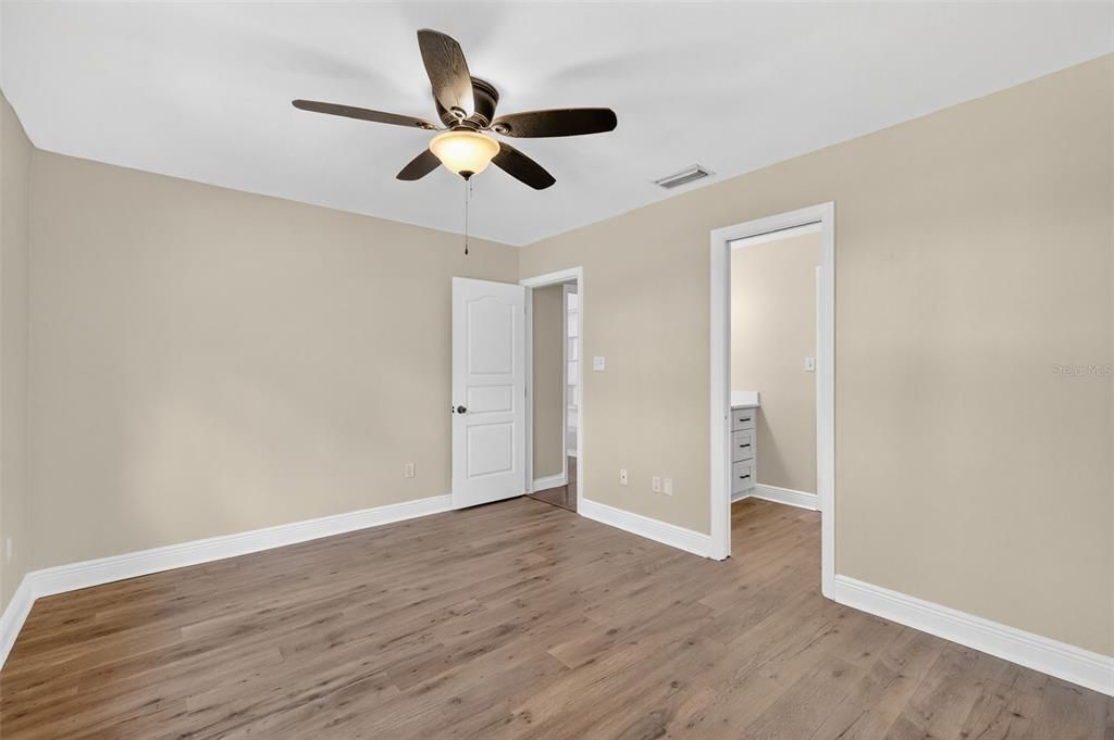 待售: $599,900 (4 贝兹, 3 浴室, 3199 平方英尺)