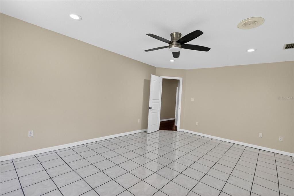 待售: $599,900 (4 贝兹, 3 浴室, 3199 平方英尺)