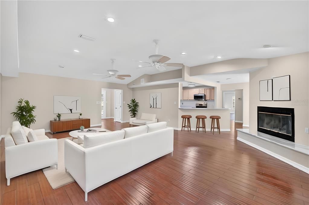 待售: $599,900 (4 贝兹, 3 浴室, 3199 平方英尺)