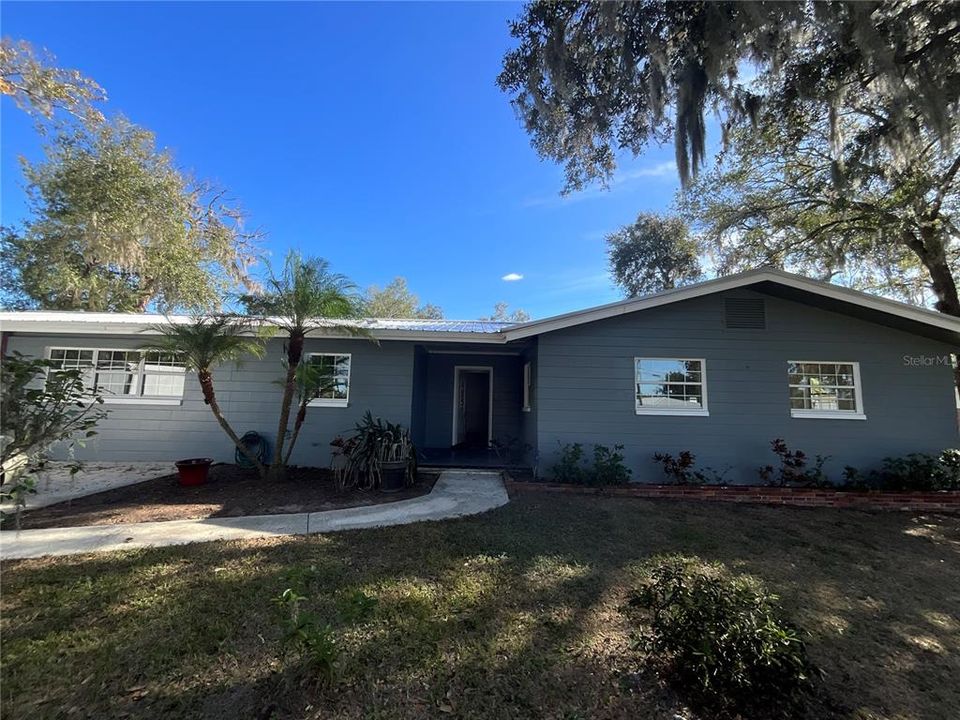 For Sale: $465,000 (4 beds, 3 baths, 2408 Square Feet)