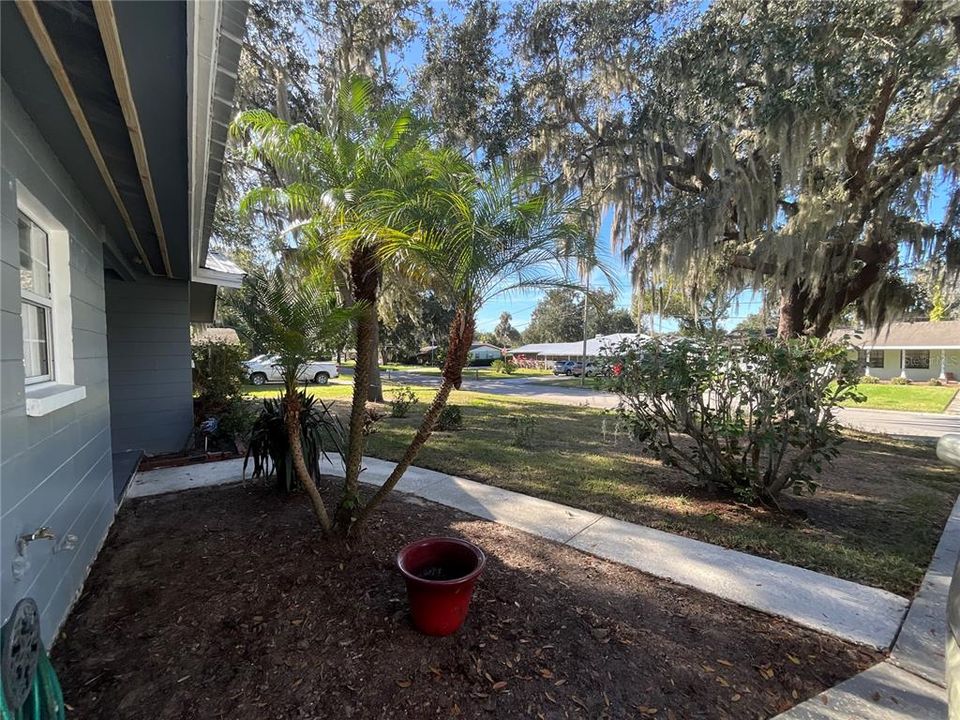 For Sale: $465,000 (4 beds, 3 baths, 2408 Square Feet)