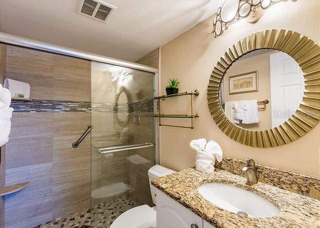 For Sale: $869,000 (2 beds, 2 baths, 1268 Square Feet)