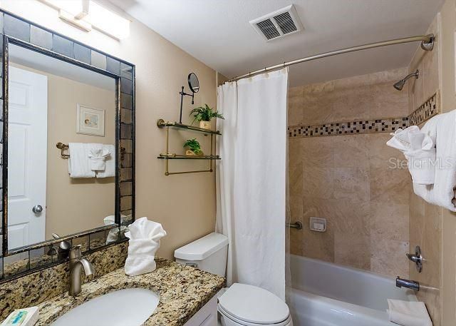 For Sale: $869,000 (2 beds, 2 baths, 1268 Square Feet)