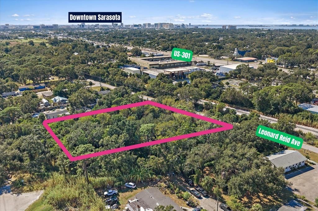 En Venta: $699,000 (1.70 acres)