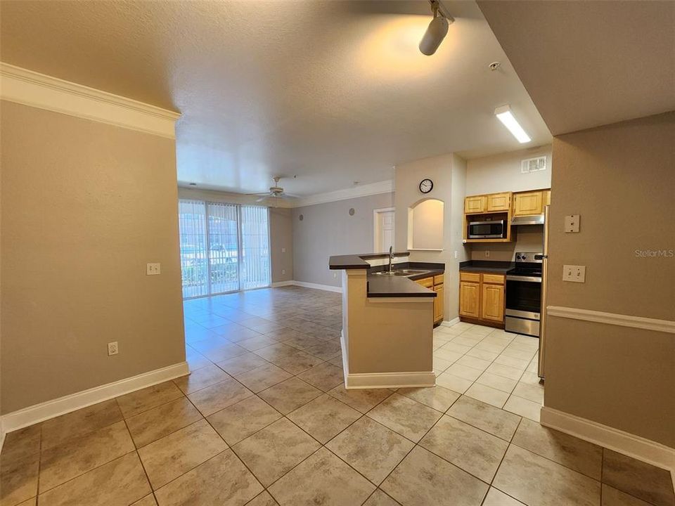 For Rent: $1,745 (2 beds, 2 baths, 1107 Square Feet)