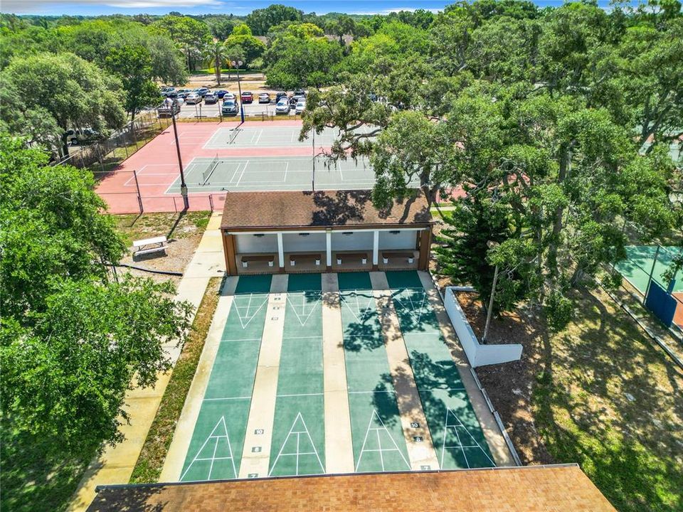 For Sale: $139,900 (2 beds, 2 baths, 1144 Square Feet)