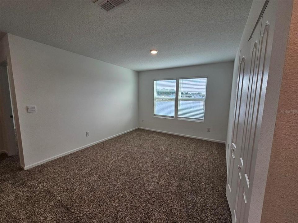 На продажу: $448,990 (5 спален, 3 ванн, 2499 Квадратных фут)