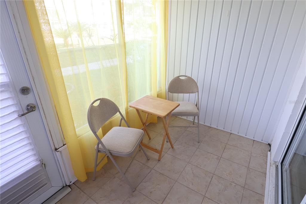 待售: $85,000 (1 贝兹, 1 浴室, 576 平方英尺)