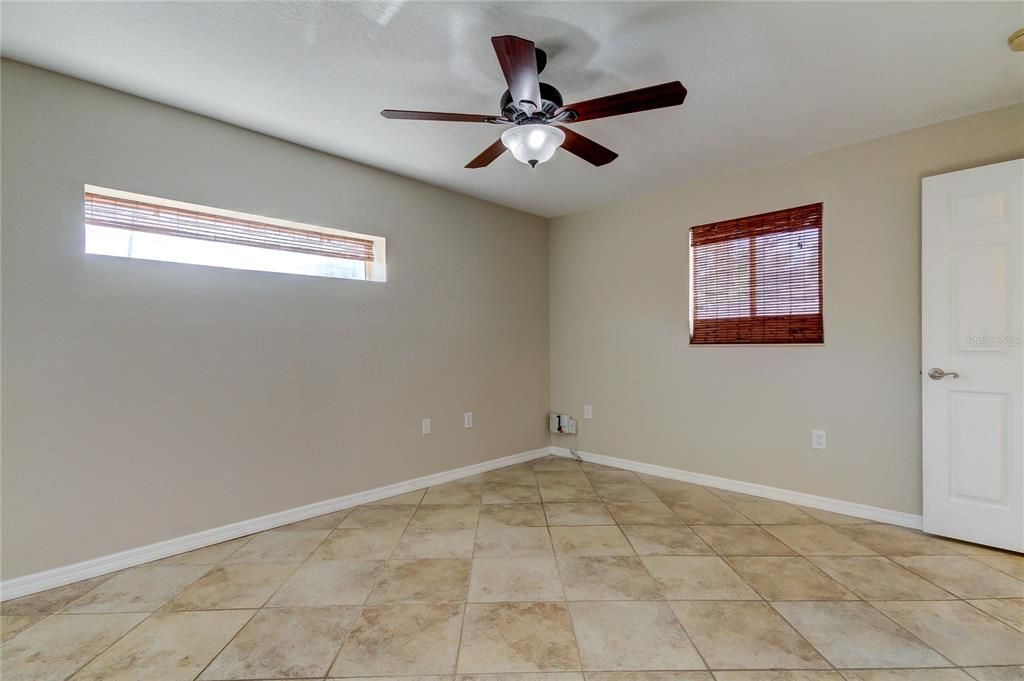 For Rent: $4,450 (3 beds, 3 baths, 1802 Square Feet)