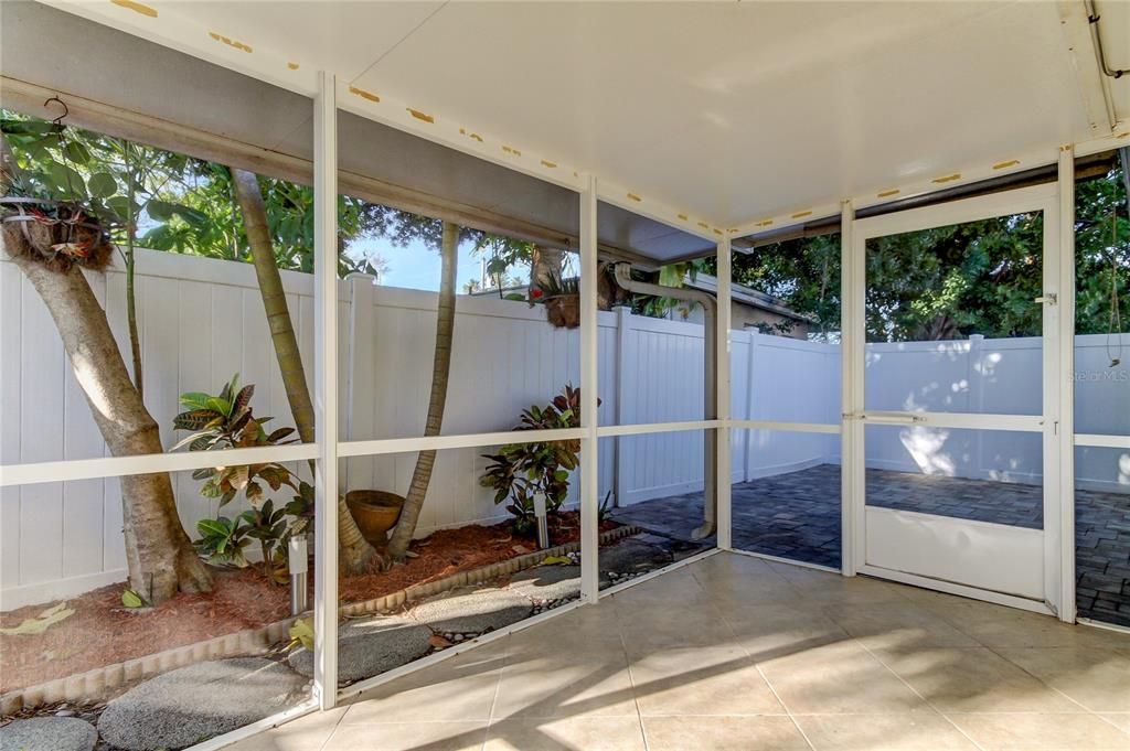 For Rent: $4,450 (3 beds, 3 baths, 1802 Square Feet)