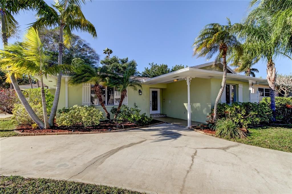 For Rent: $4,450 (3 beds, 3 baths, 1802 Square Feet)