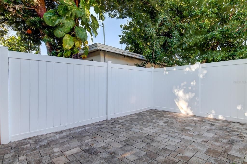 For Rent: $4,450 (3 beds, 3 baths, 1802 Square Feet)