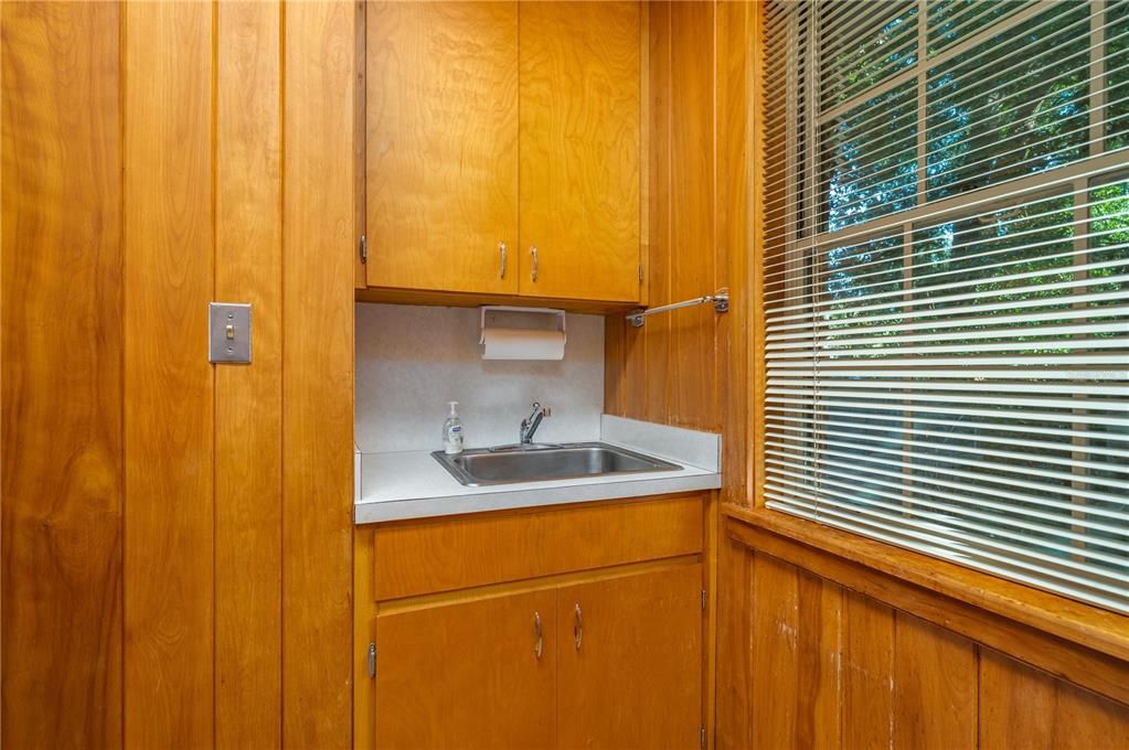 For Sale: $599,000 (0 beds, 0 baths, 2092 Square Feet)