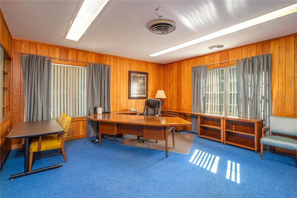 For Sale: $599,000 (0 beds, 0 baths, 2092 Square Feet)