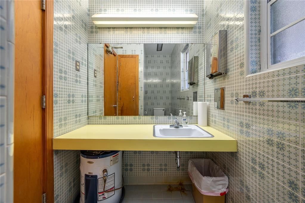 For Sale: $599,000 (0 beds, 0 baths, 2092 Square Feet)