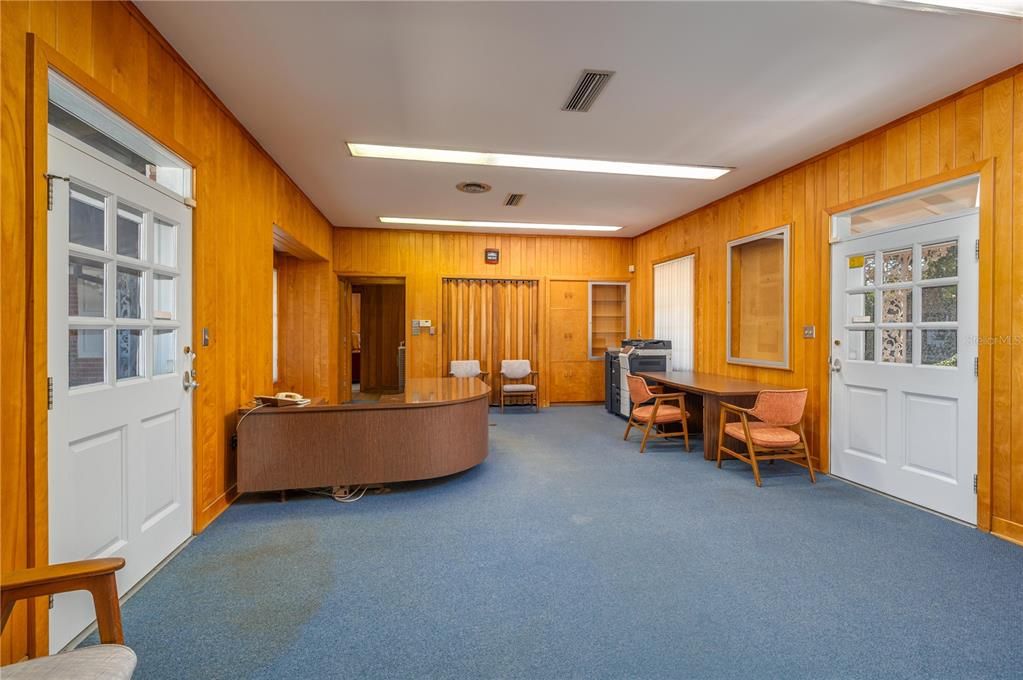 For Sale: $599,000 (0 beds, 0 baths, 2092 Square Feet)