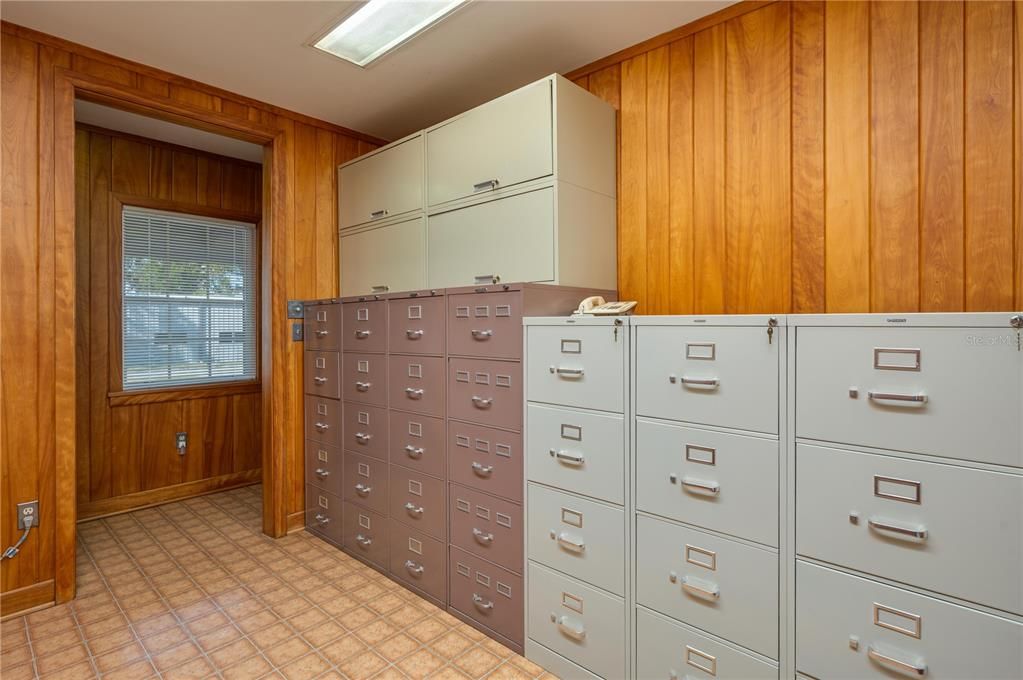 For Sale: $599,000 (0 beds, 0 baths, 2092 Square Feet)