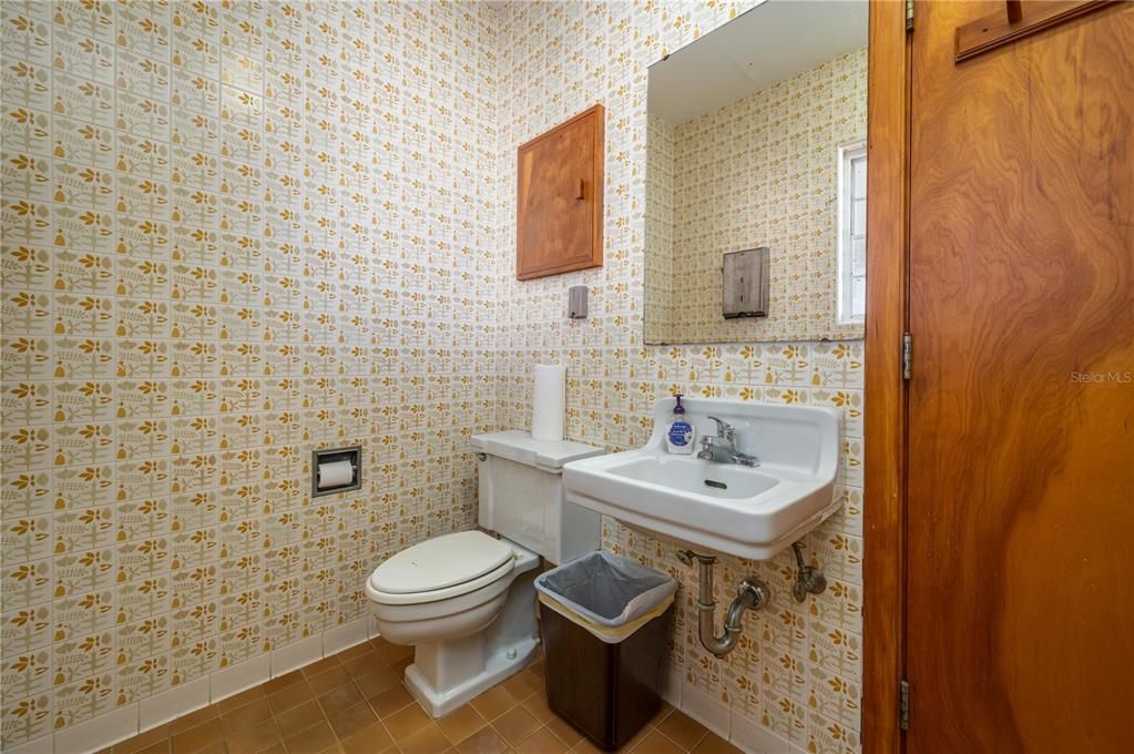 For Sale: $599,000 (0 beds, 0 baths, 2092 Square Feet)