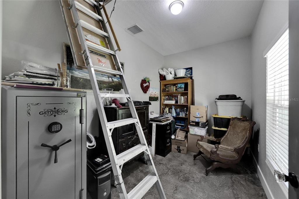 En Venta: $650,000 (6 camas, 3 baños, 3226 Pies cuadrados)