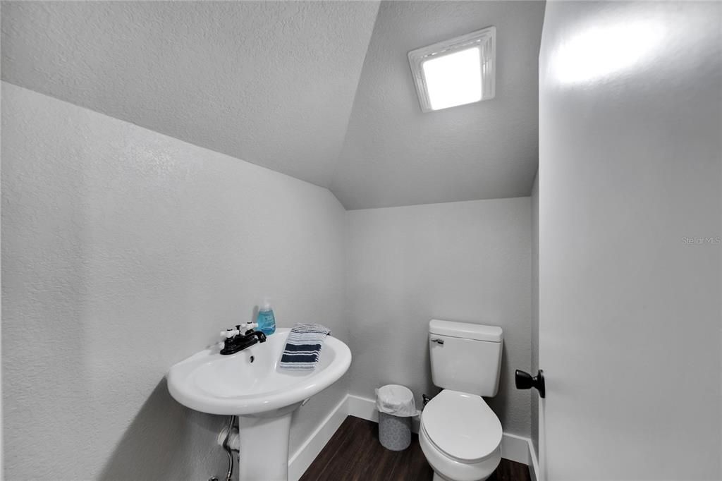 En Venta: $650,000 (6 camas, 3 baños, 3226 Pies cuadrados)