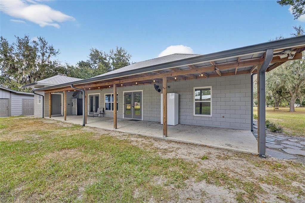 En Venta: $650,000 (6 camas, 3 baños, 3226 Pies cuadrados)