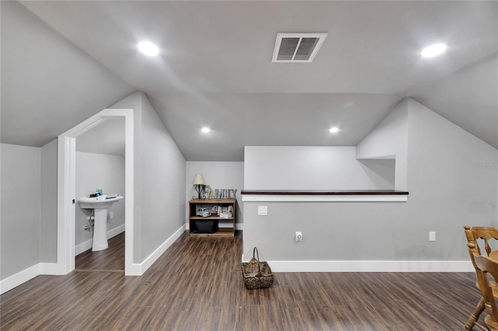 En Venta: $650,000 (6 camas, 3 baños, 3226 Pies cuadrados)