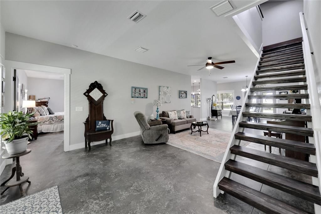 En Venta: $650,000 (6 camas, 3 baños, 3226 Pies cuadrados)