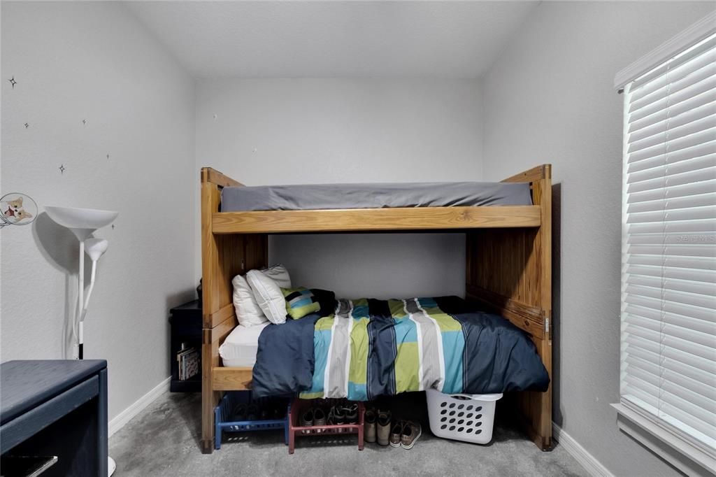 En Venta: $650,000 (6 camas, 3 baños, 3226 Pies cuadrados)