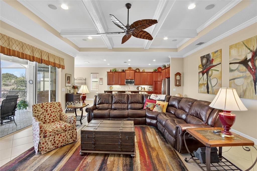 На продажу: $589,000 (2 спален, 2 ванн, 2348 Квадратных фут)