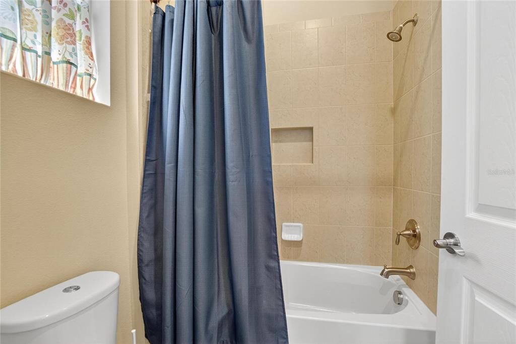 На продажу: $589,000 (2 спален, 2 ванн, 2348 Квадратных фут)